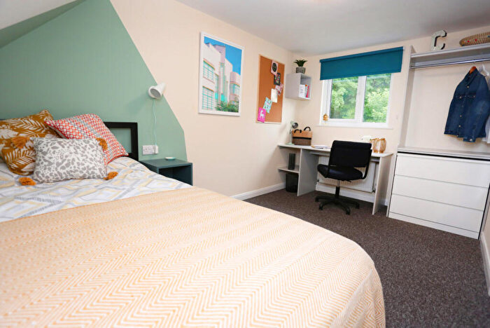 1 Bedroom House Of Multiple Occupation To Rent In Manton Road, Brighton, Brighton & Hove, BN2