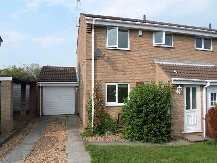3 Bedroom Semi-Detached House To Rent In Swindon Close, Giltbrook, Nottingham, NG16