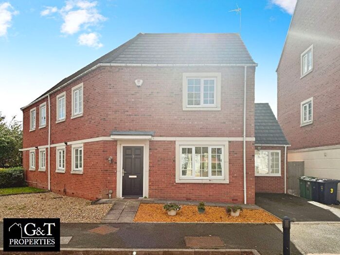 4 Bedroom Semi-Detached House For Sale In Donnington Court, Dudley, DY1