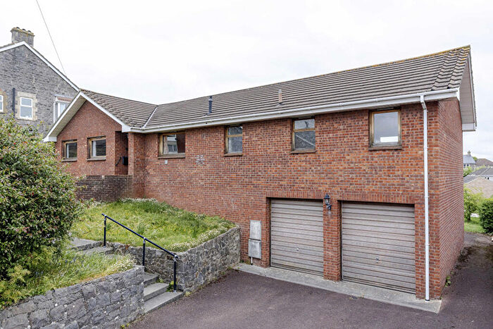 3 Bedroom Detached Bungalow For Sale In The Crescent, Milton, Weston-Super-Mare, BS22