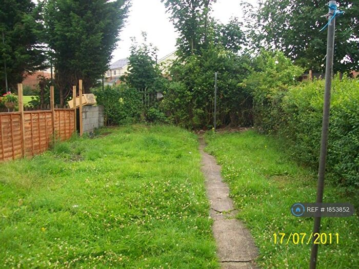 3 Bedroom Terraced House To Rent In Ilminster Avenue, Bristol, BS4