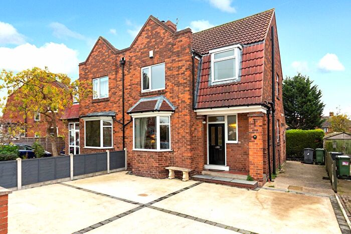 3 Bedroom Semi Detached House For Sale In Jute Road, York, YO26