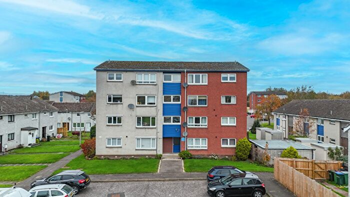 2 Bedroom Flat For Sale In Uist Place, Perth, PH1