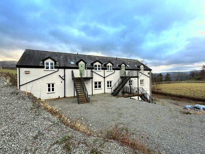 3 Bedroom Flat For Sale In Flat, Fron Olau, Dolgellau, LL40