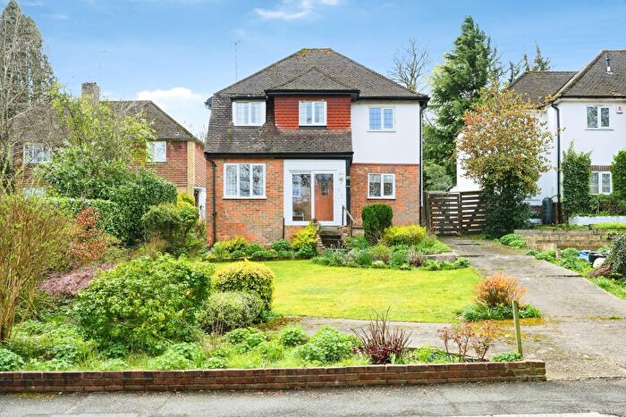 3 Bedroom Detached House For Sale In Valley Road, Kenley, CR8