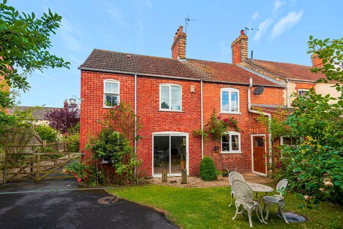 4 Bedroom End Of Terrace House For Sale In The Street, Coaley, Dursley, Gloucestershire, GL11