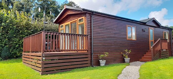 2 Bedroom Lodge For Sale In Longstone Road, St Mabyn, Bodmin, PL30