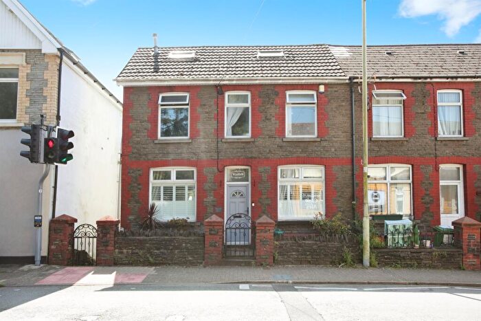 4 Bedroom Semi-Detached House For Sale In Main Road, Llantwit Fardre, Pontypridd, CF38