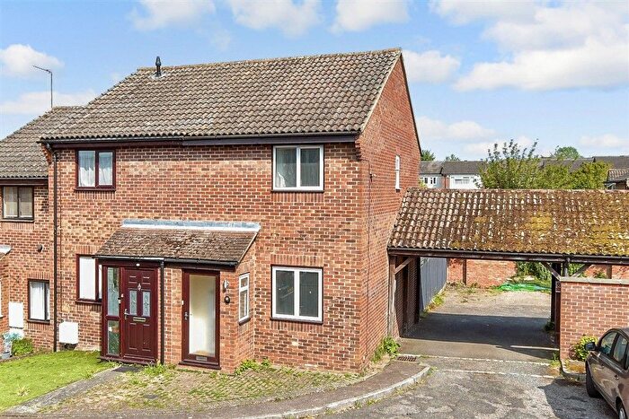 2 Bedroom End Of Terrace House For Sale In Silverdale, Hartley, Longfield, Kent, DA3