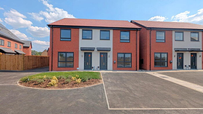3 Bedroom Semi Detached House To Rent In Broadacre Way, Snelsmoor Village, Derby, Derbyshire, DE73