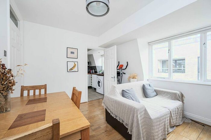 2 Bedroom Flat To Rent In Austin Street, Shoreditch, London, E2