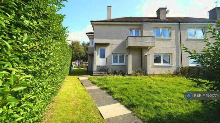 3 Bedroom Flat To Rent In Buchanan Street, Greenock, PA16