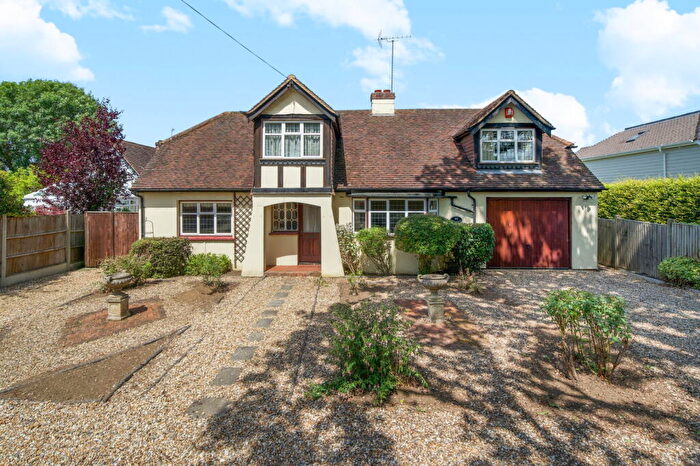 4 Bedroom Detached House For Sale In East Lane, West Horsley, KT24