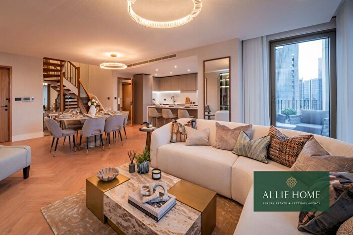 2 Bedroom Flat For Sale In Marsh Wall, London, E14