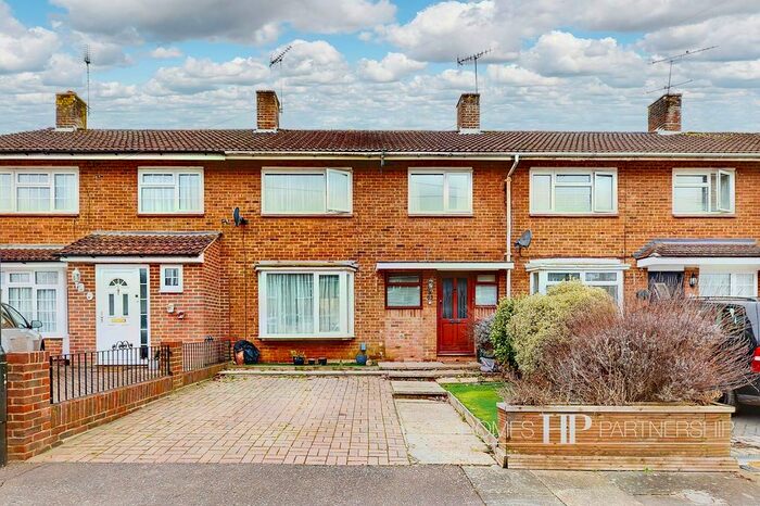 3 Bedroom Terraced House To Rent In Treyford Close, Crawley, RH11