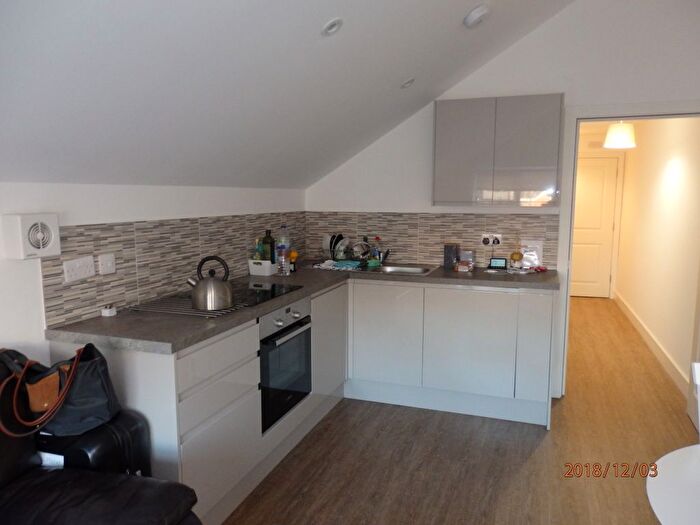 1 Bedroom Flat To Rent In Whitchurch Road, Cardiff, CF14