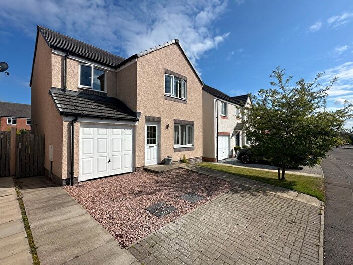 4 Bedroom Detached House To Rent In Kirkstead Drive, Dundee, DD2