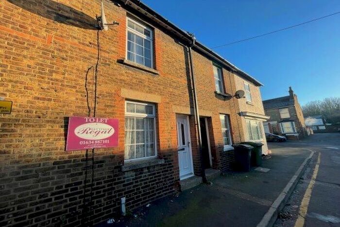 2 Bedroom Property To Rent In Lucerne Street, Maidstone, ME14