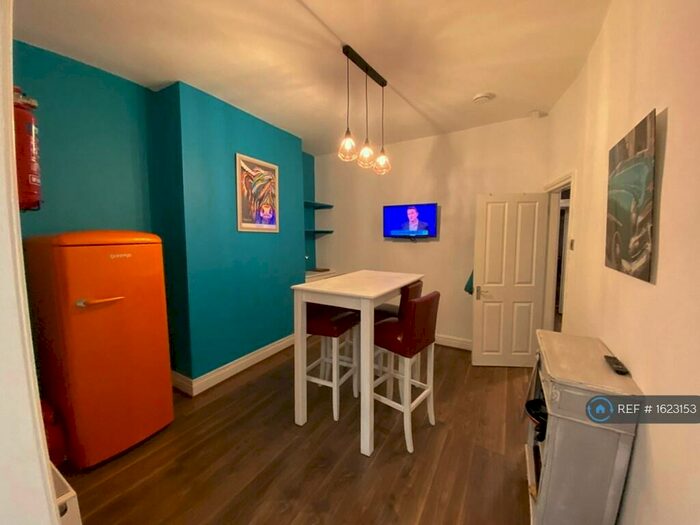 4 Bedroom Terraced House To Rent In Needham Road, Liverpool, L7