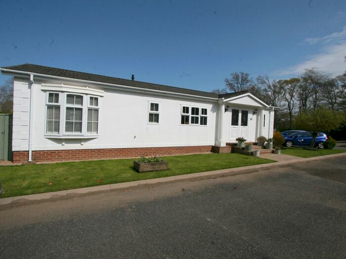 1 Bedroom Mobile/park Home For Sale In Frontridge Lane, Etchingham, TN19