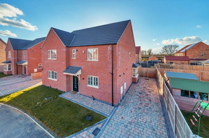 3 Bedroom Semi-Detached House For Sale In Saxon Way, Ruskington, Sleaford, NG34