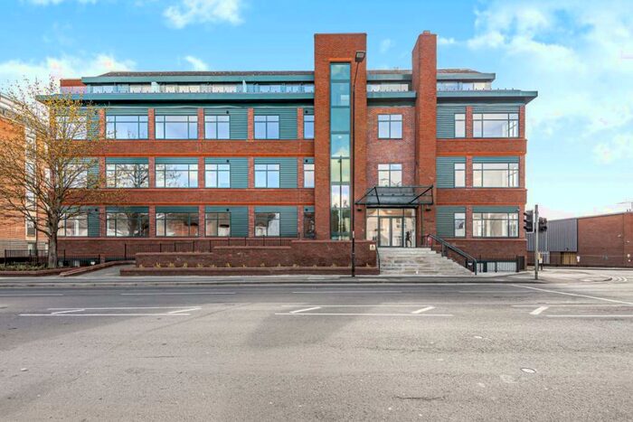 1 Bedroom Flat To Rent In Abbey House, SL2