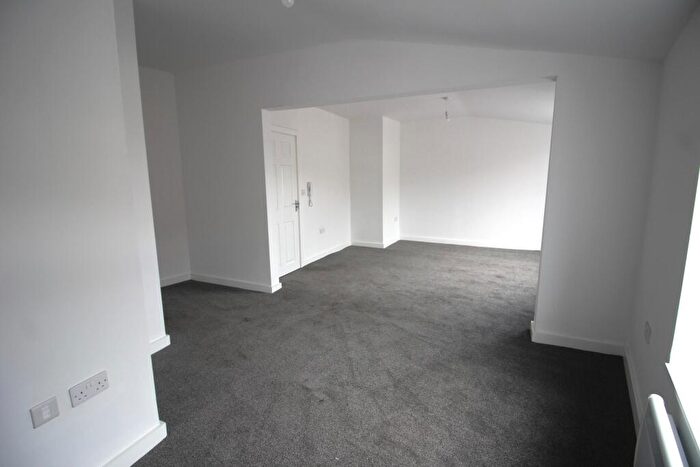 1 Bedroom House Of Multiple Occupation To Rent In Pitt Street, Heywood, OL10