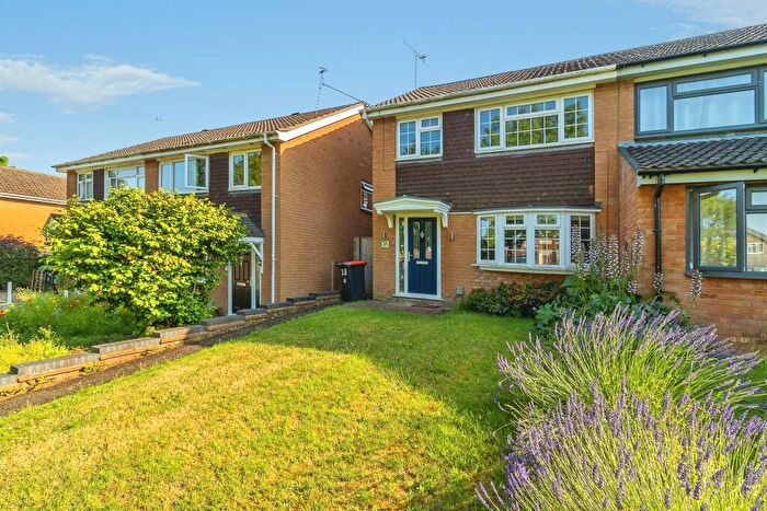 3 Bedroom Semi-Detached House For Sale In Almond Road, Leighton Buzzard, LU7