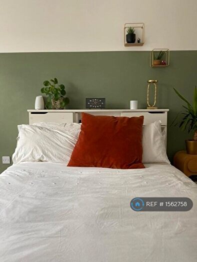 1 Bedroom Flat To Rent In Thomas Road, Poplar, E14
