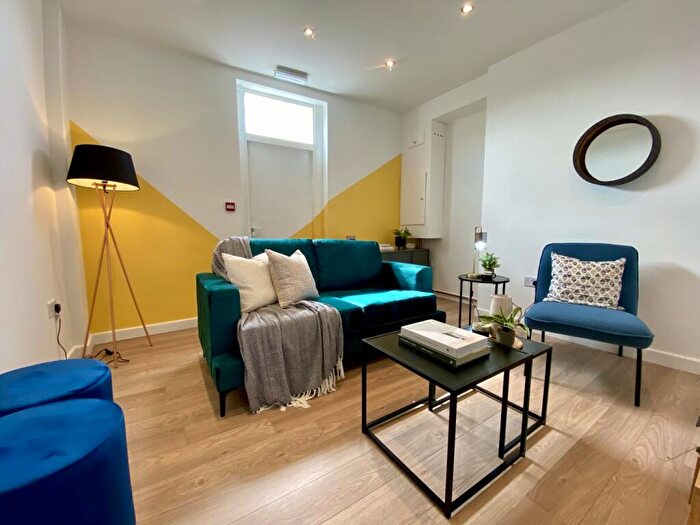 2 Bedroom Flat To Rent In Carlton Avenue, Manchester, M14
