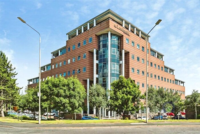 1 Bedroom Flat To Rent In Waterfront West, Brierley Hill, West Midlands, DY5