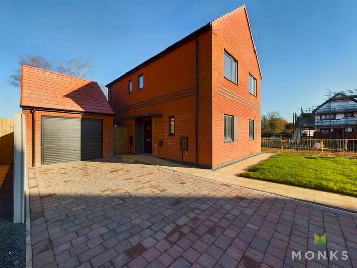 4 Bedroom Detached House For Sale In Ifton Green, St. Martins, Oswestry, SY11