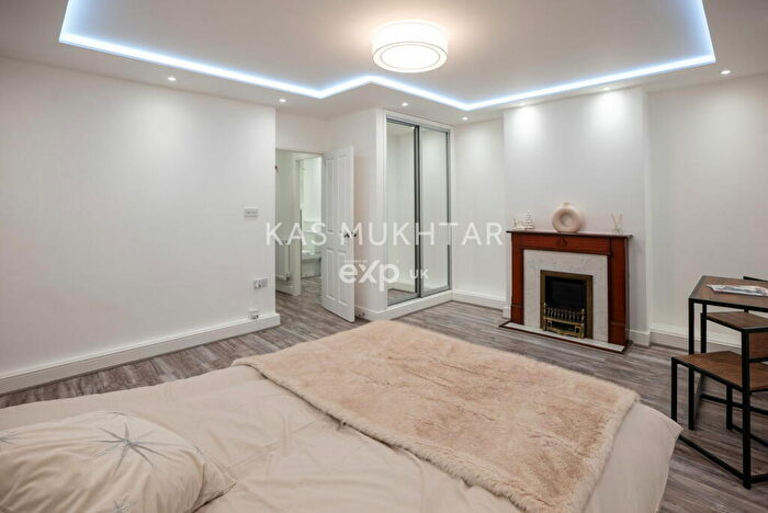 1 Bedroom Flat For Sale In Mitchell House, College Cross, N1
