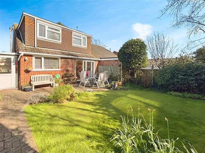 5 Bedroom Bungalow For Sale In Bournes Close, Sturry, Canterbury, Kent, CT2