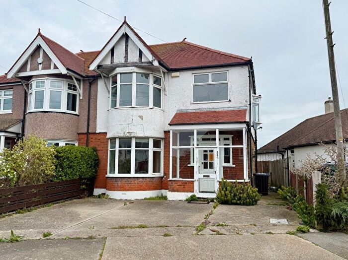 3 Bedroom Semi Detached House For Sale In Carlton Hill, Herne Bay, Kent, CT6