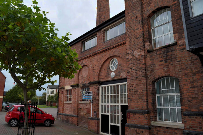 1 Bedroom Apartment To Rent In Tiger Court, Burton-On-Trent, Staffordshire, DE14