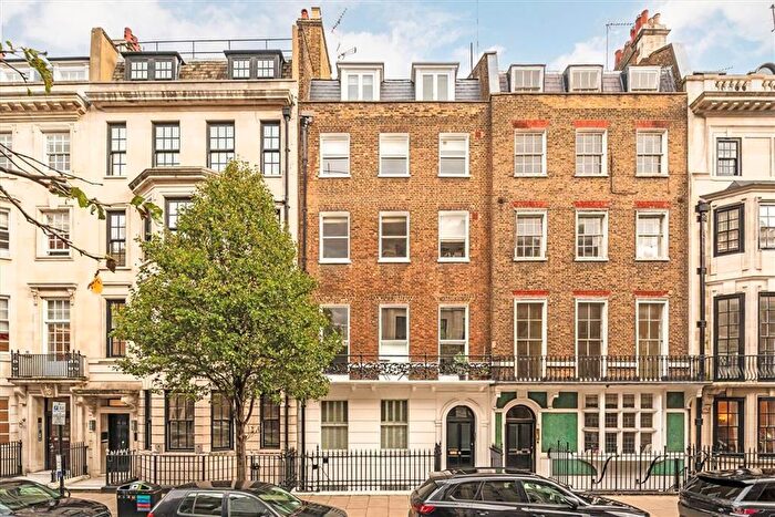 4 Bedroom Flat To Rent In Harley Street, Marylebone, W1G