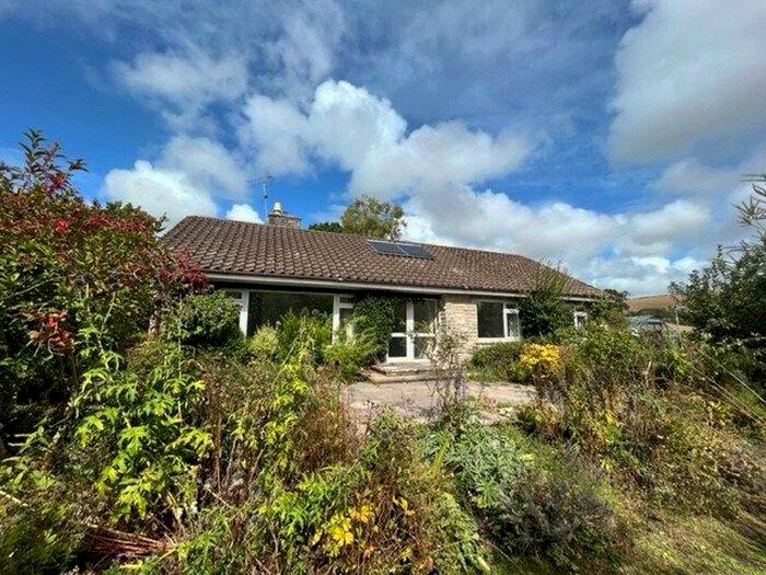 4 Bedroom Bungalow To Rent In Stoke Abbott, Beaminster, DT8
