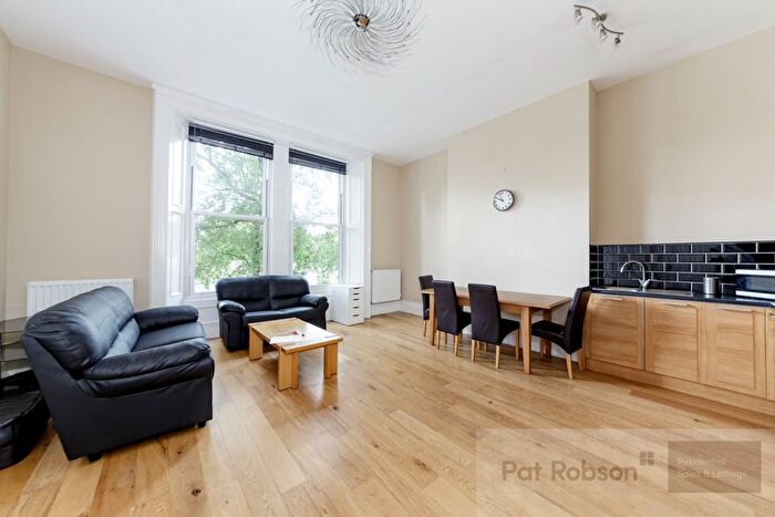 2 Bedroom Flat To Rent In Osborne Tce, Jesmond, Newcastle Upon Tyne, NE2