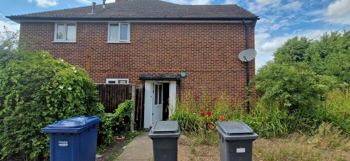 2 Bedroom Flat To Rent In Gloucester Road, New Barnet, Barnet, EN5