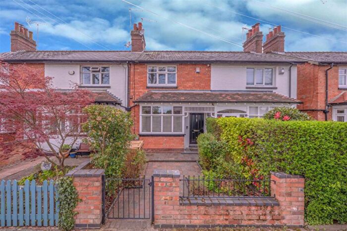 2 Bedroom Terraced House For Sale In Broomfields Avenue, Solihull, B91