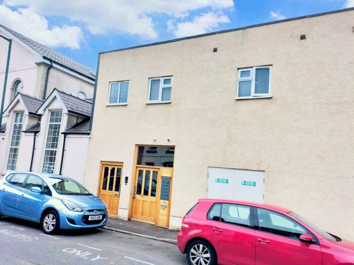 1 Bedroom Flat To Rent In Somerset House, Davies Street, Brynmawr, NP23