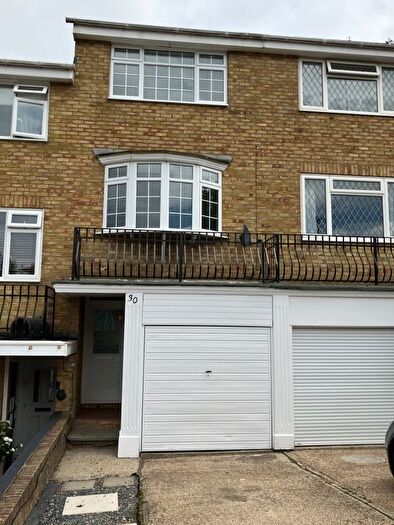 3 Bedroom Town House To Rent In Wheatcroft Grove, Gillingham, ME8