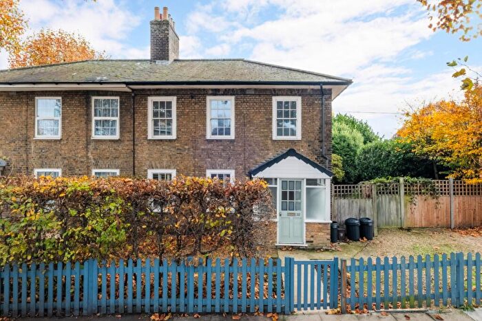 3 Bedroom Semi-Detached House To Rent In Thermopylae Gate, E14