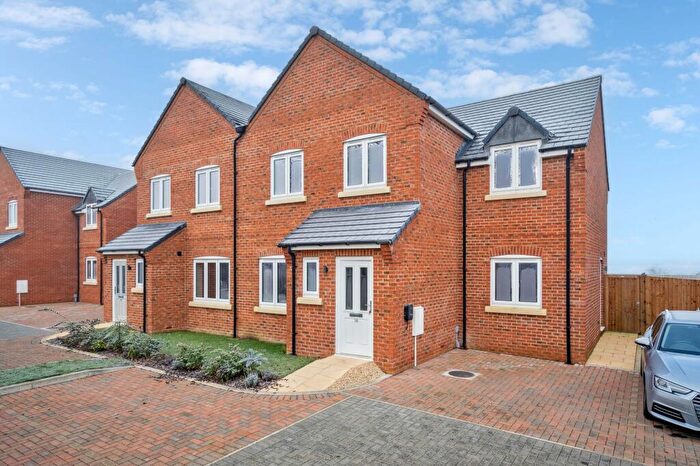 4 Bedroom Semi-Detached House For Sale In Station Road, Quainton, HP22