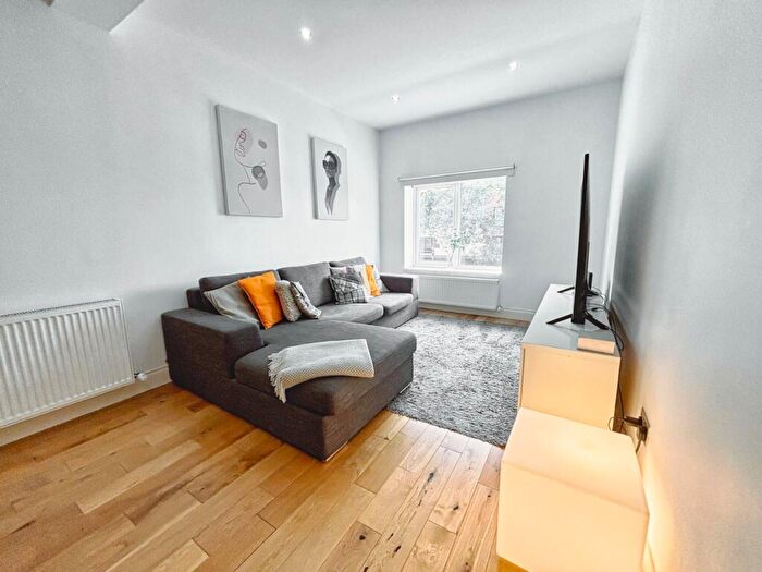 1 Bedroom Apartment To Rent In Victoria Road, Horley, RH6