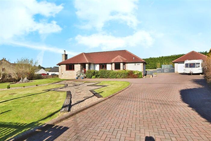 4 Bedroom Detached Bungalow For Sale In Binniehill Road, Slamannan, Falkirk, FK1