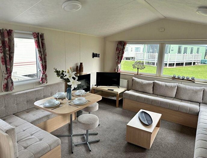 2 Bedroom Mobile/park Home For Sale In Hauxley Links, Low Hauxley, Morpeth, NE65