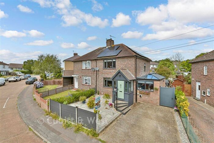 3 Bedroom Semi Detached House For Sale In Stuart Road, Reigate, Surrey, RH2