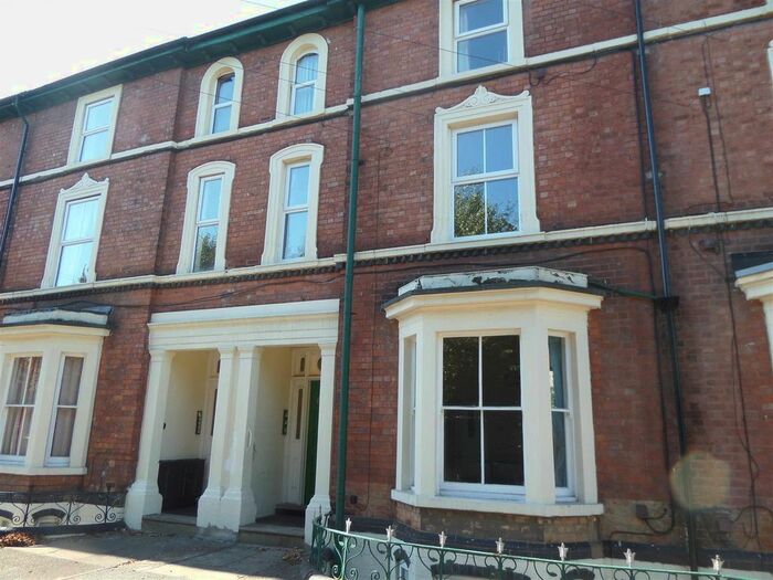 1 Bedroom Flat To Rent In Newbridge Crescent, Wolverhampton, WV6